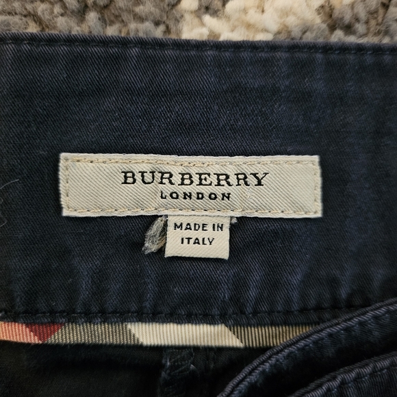 Burberry London Women's Shorts - Picture 2 of 9